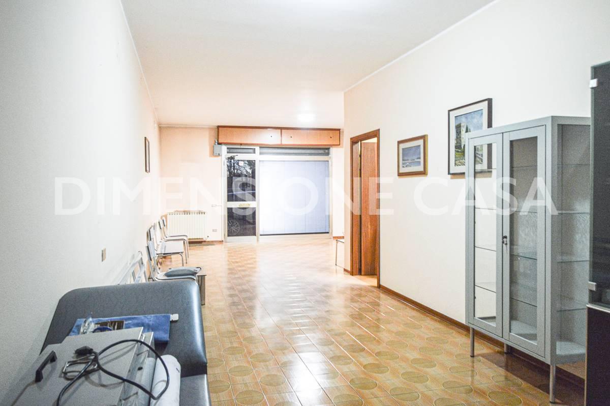 Ufficio in Medolla, Medolla, {3} - Foto 1