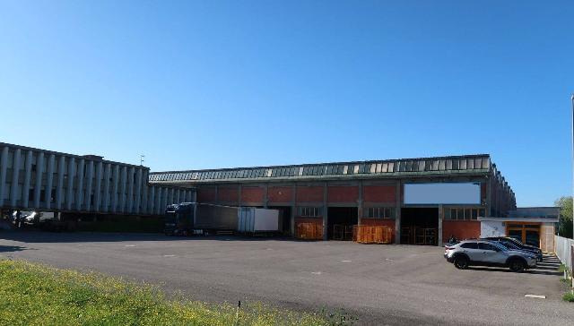 Industrial shed in Via Giuseppe di Vittorio, Castel Maggiore - Photo 1