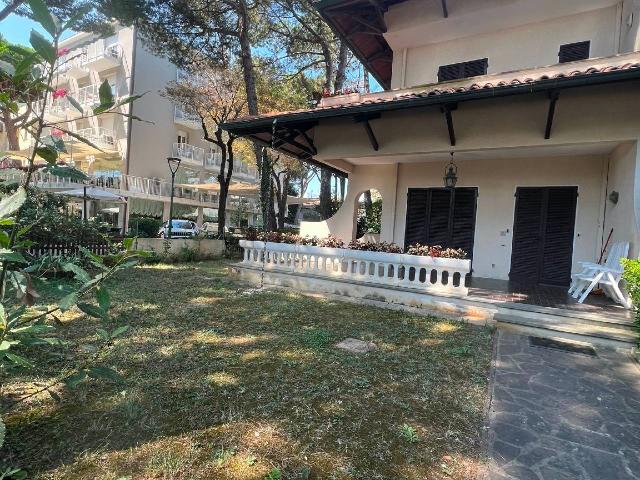 Villa a schiera in Viale 2 Giugno, Cervia - Foto 1