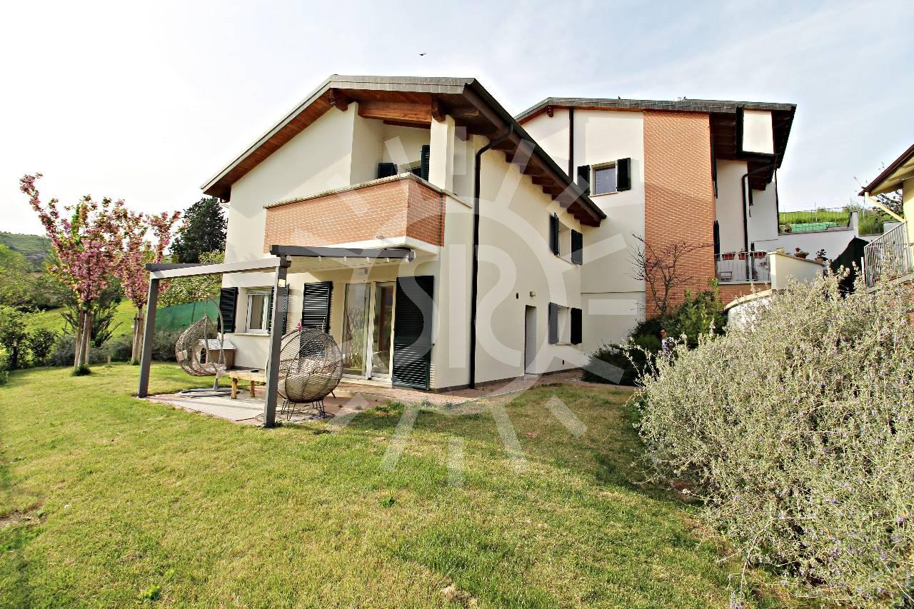 Villa a schiera in vendita a Pianoro