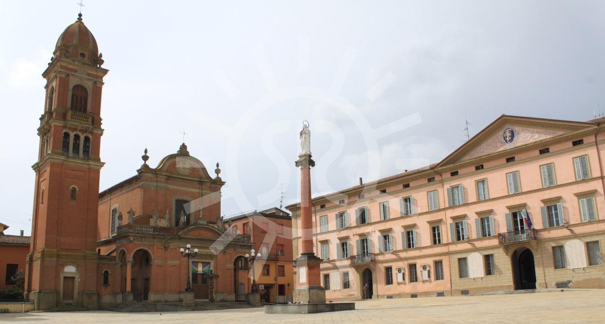 Negozio in , Castel San Pietro Terme, {3} - Foto 1
