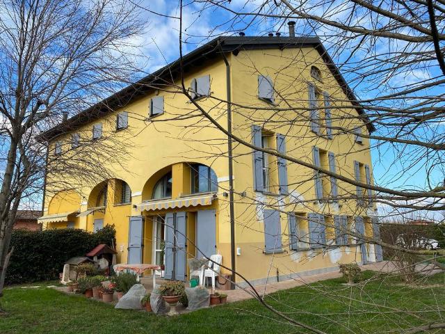 Villa in Strada Albareto 783, Modena - Foto 1