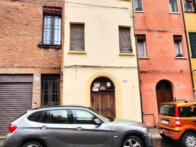 Detached house in {3}, Via Ripagrande 67 - Photo 1