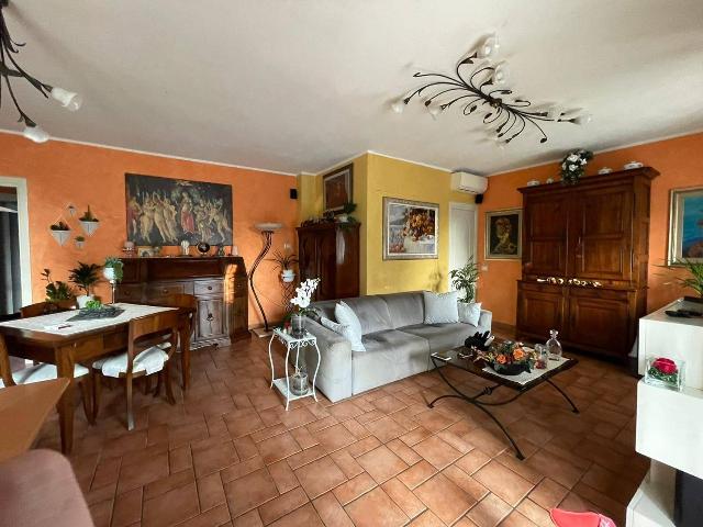 3-room flat in Viale San Giorgio 17, Sassuolo - Photo 1