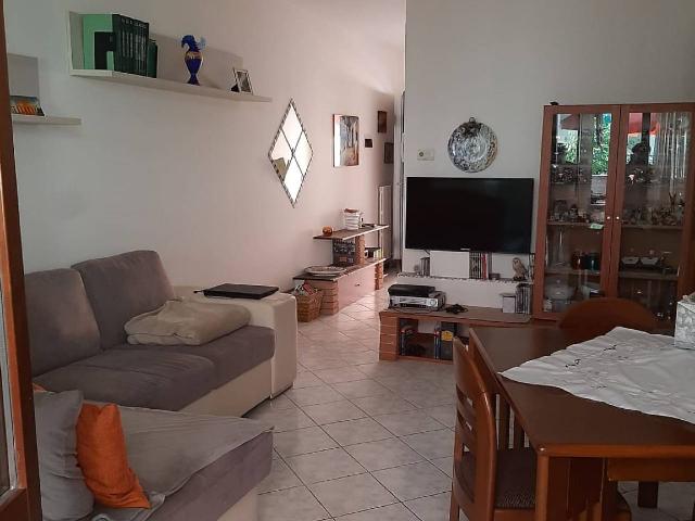 2-room flat in {3}, - Photo 1