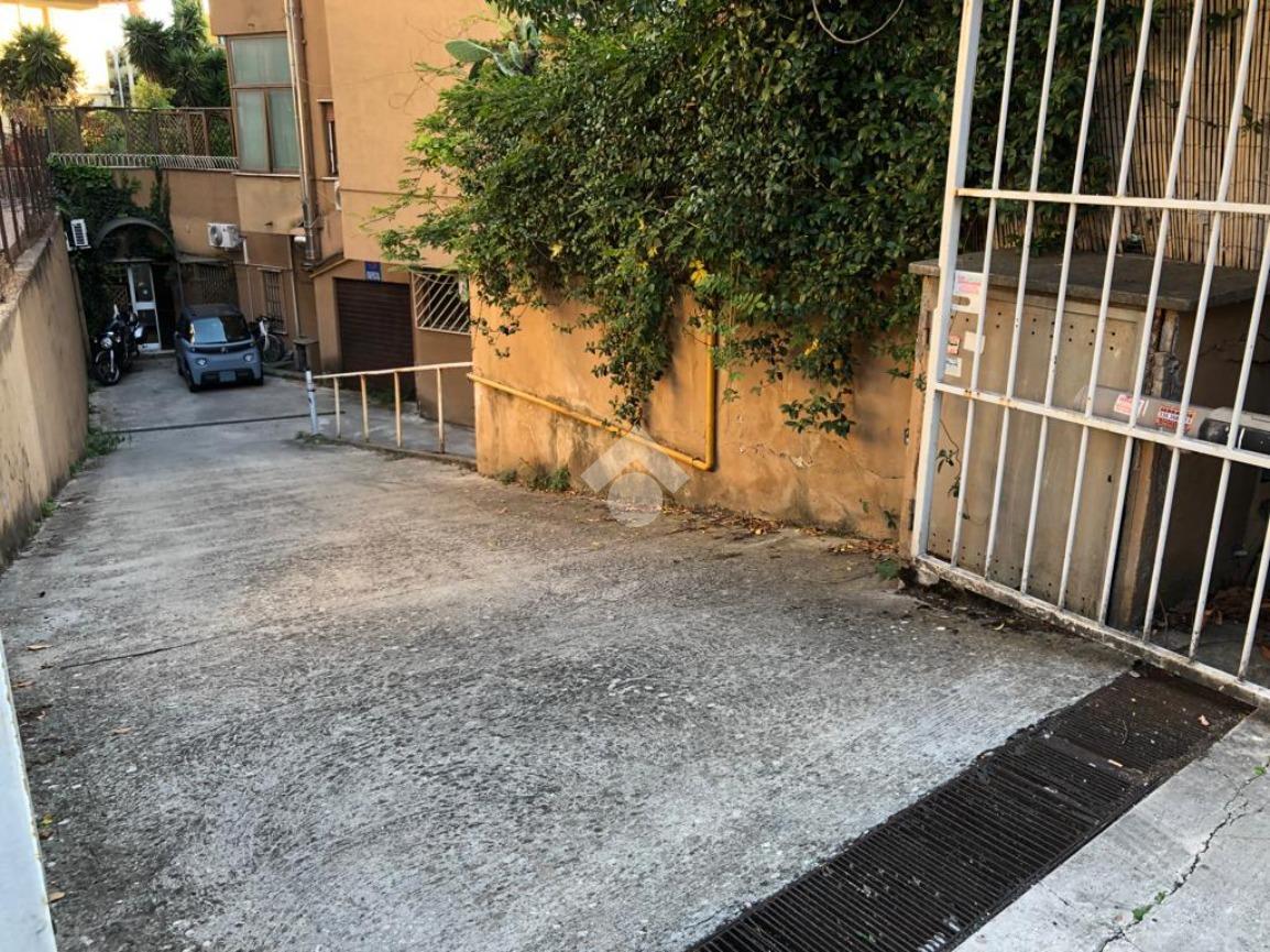 Laboratorio in Via Adamello 35, Roma, {3} - Foto 1