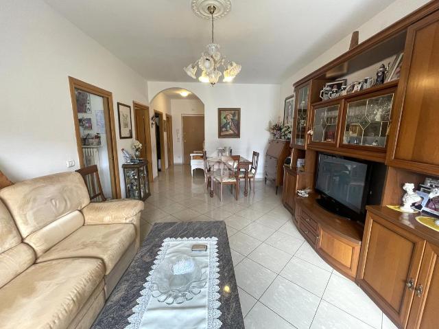 4-room flat in Via Giovanni Segantini, Lavis - Photo 1