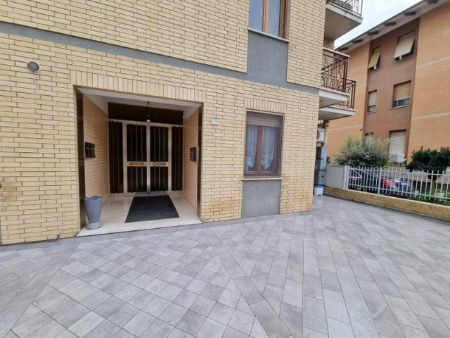 4-room flat in Viale Eugenio Niccolai, Corridonia - Photo 1