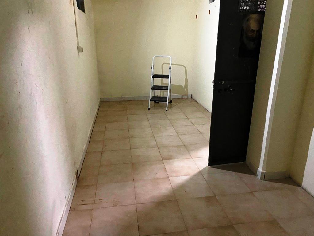 Parcheggio chiuso in Via Giuseppe Parini 20, Casamassima, {3} - Foto 2