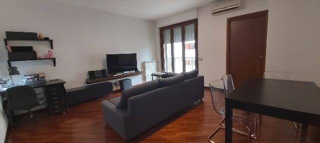 3-room flat in {3}, Viale Cesare Battisti - Photo 1