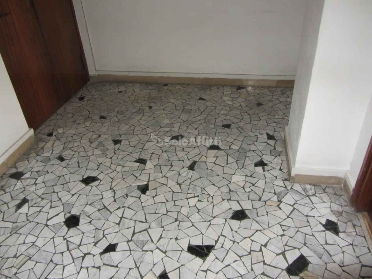 Ufficio in Corso Tacito, Terni, {3} - Foto 1