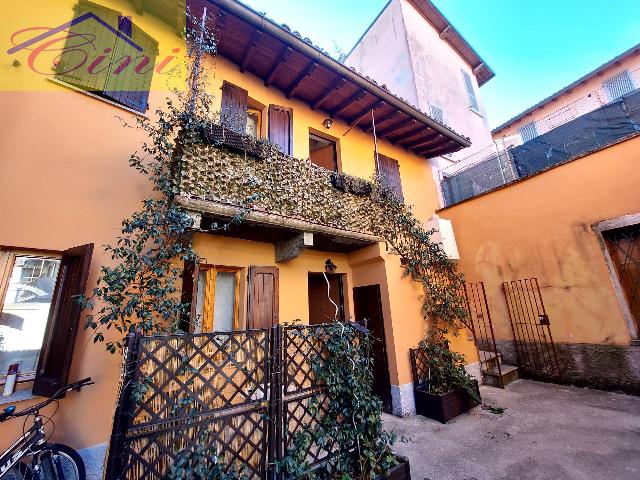 4-room flat in Piazza Era, Lecco - Photo 1