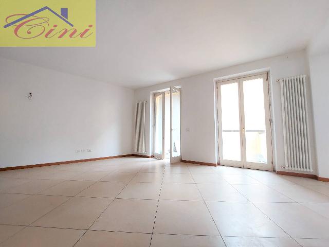 3-room flat in Via dei Partigiani 103, Lecco - Photo 1