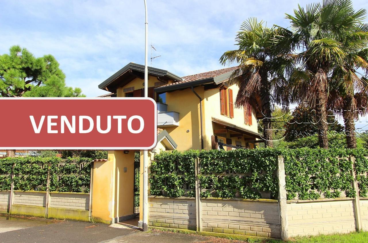 Villa in vendita a Pregnana Milanese