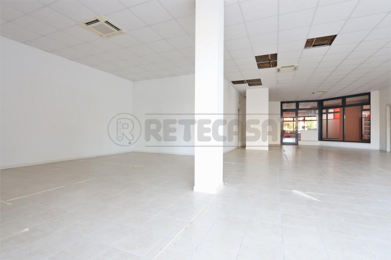 Ufficio in Via Battaglione Sette Comuni, Vicenza, {3} - Foto 2
