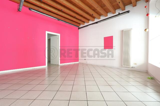 Commercial building in {3}, Corso Padova - Photo 1