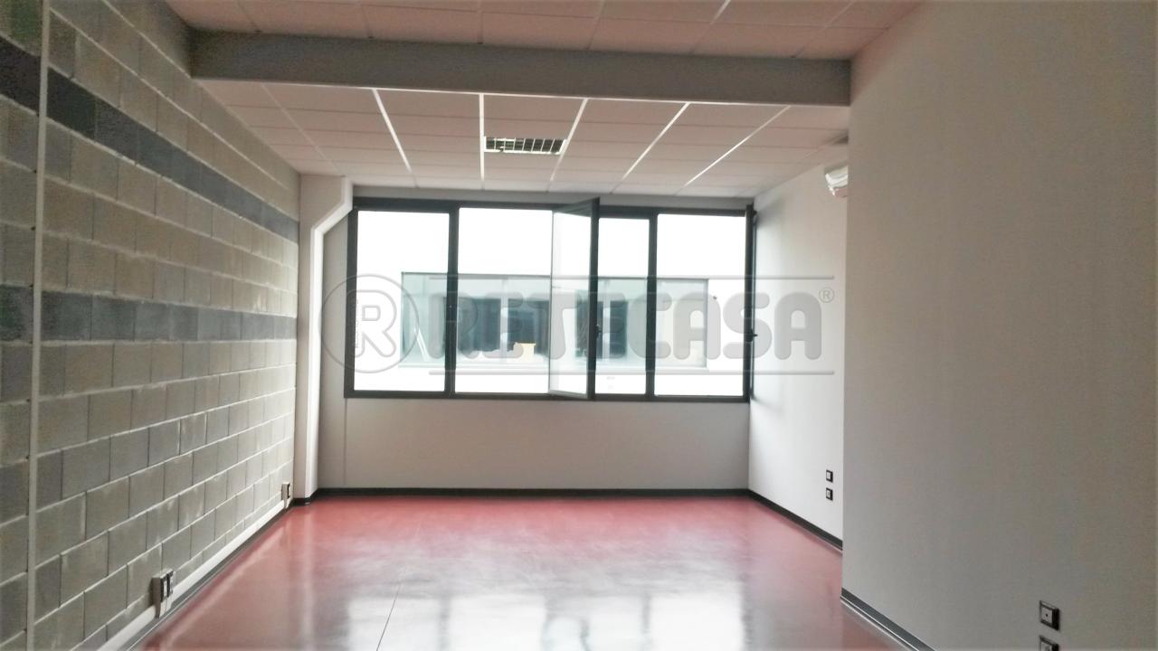 Ufficio in Via Don Stefano Perin, Camisano Vicentino, {3} - Foto 1