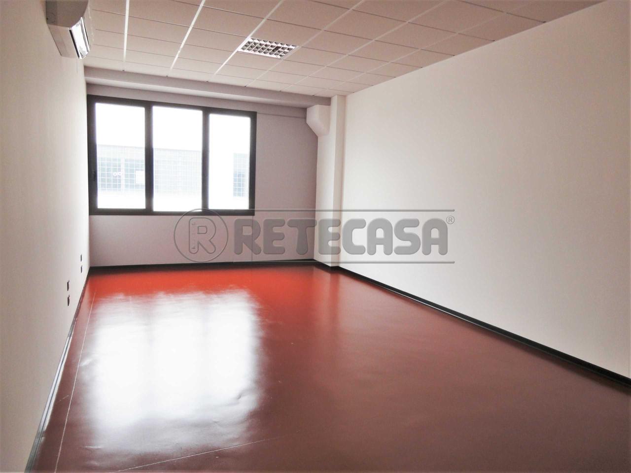 Ufficio in Via Don Stefano Perin, Camisano Vicentino, {3} - Foto 2