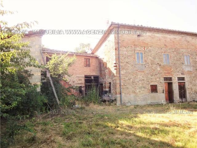 Country house or cottage, Anghiari - Photo 1