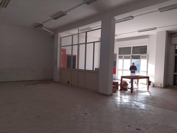 Magazzino in Circumvallazione Esterna di Napoli, Giugliano In Campania, {3} - Foto 1