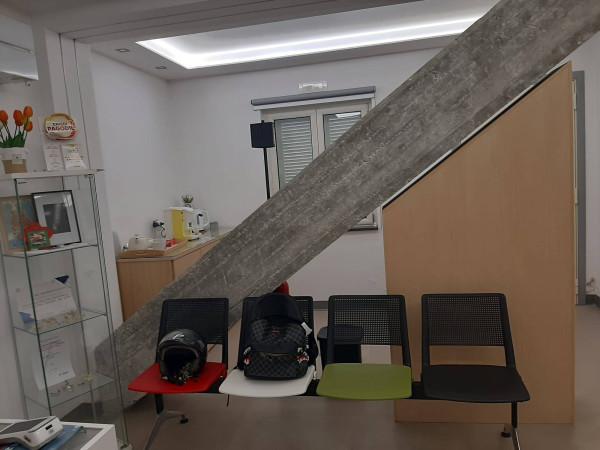 Ufficio in Piazza Annunziata, Giugliano In Campania, {3} - Foto 1