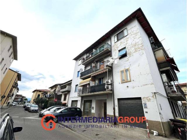 3-room flat in Via 2 Giugno, 21, Montemurlo - Photo 1