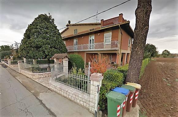 Villa in Via Sant'Angelo di Celle, Deruta - Foto 1