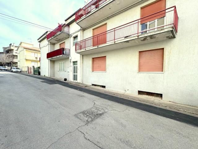 Quadrilocale in Via San Gabriele 13, San Salvo - Foto 1