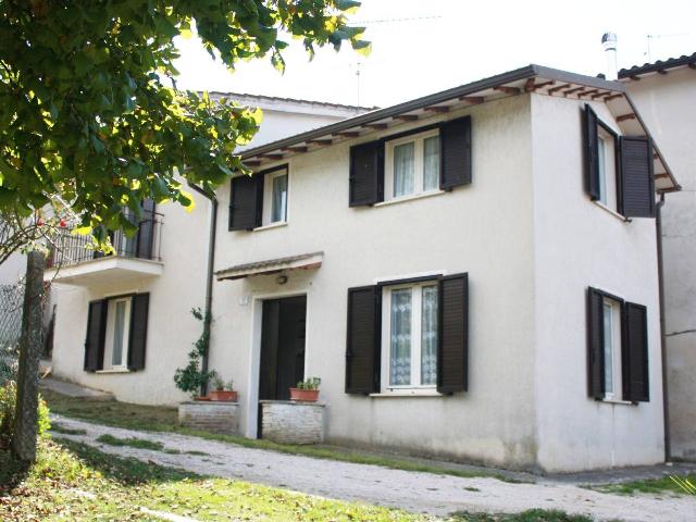 Detached house in Case Vignoli, Gubbio - Photo 1