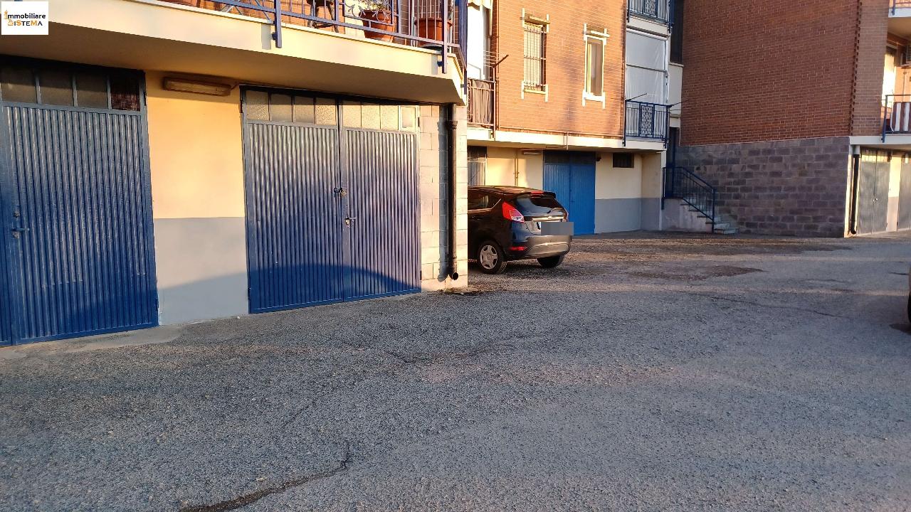 Garage - Posto auto in vendita a Santena