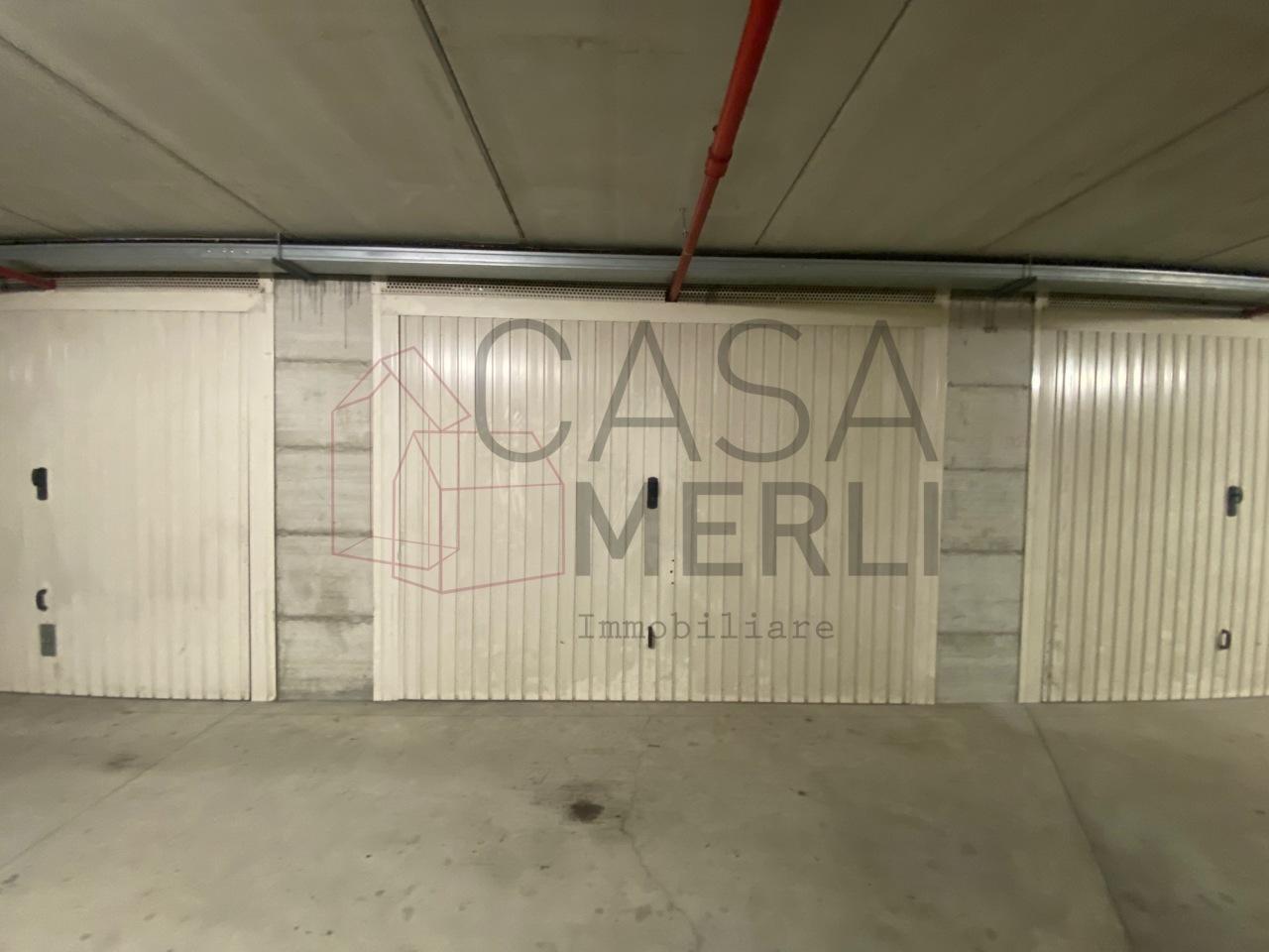 Parcheggio chiuso in Corso Ivrea 43, Aosta - Foto 1