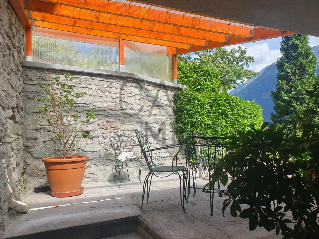 Casa indipendente in affitto a Aosta