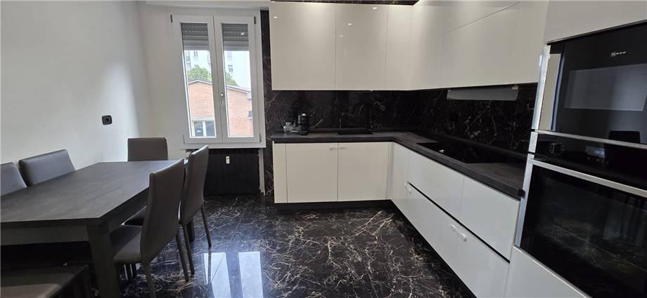 appartamento in vendita a Modena in zona San Faustino