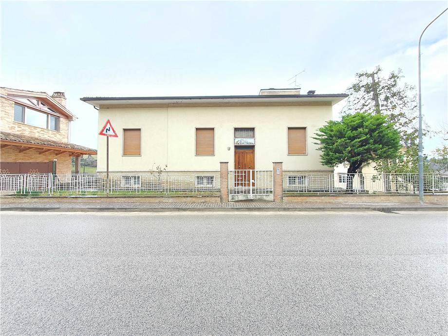 Villa in vendita a Montottone