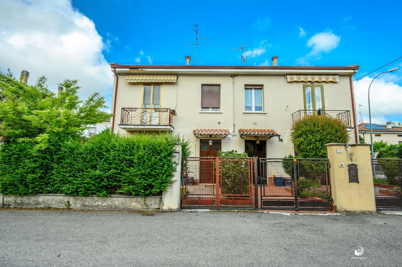 Casa indipendente in vendita a Sant'Agata Bolognese