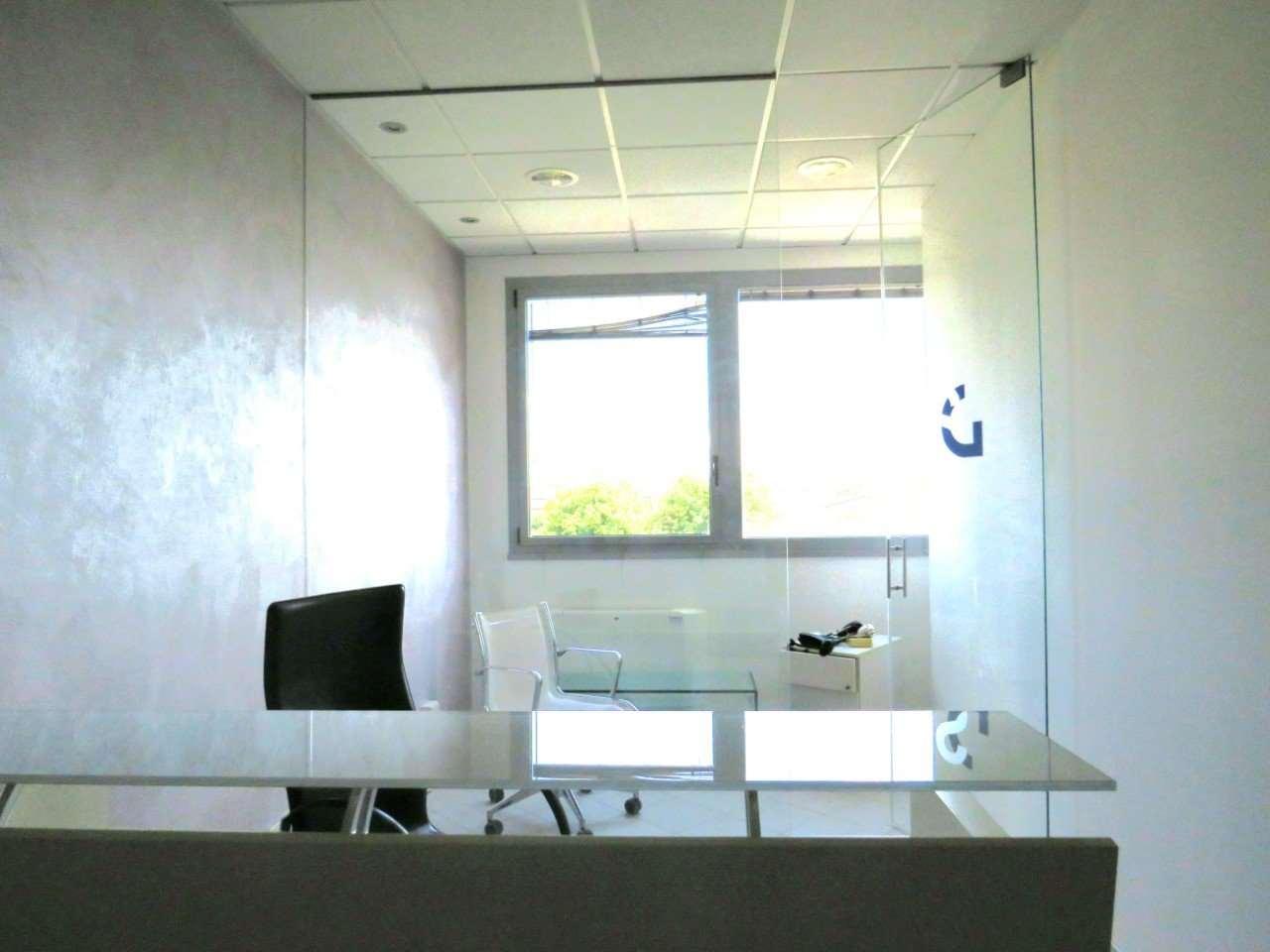 Ufficio in         Via Pier Carlo Cadoppi      , Reggio Emilia, {3} - Foto 2