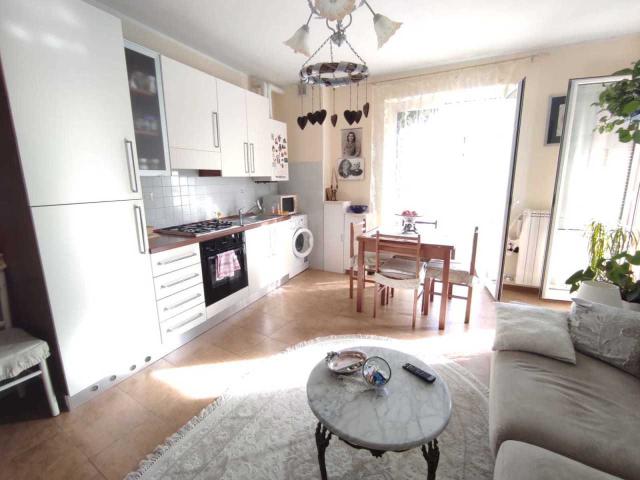 2-room flat in {3}, - Photo 1