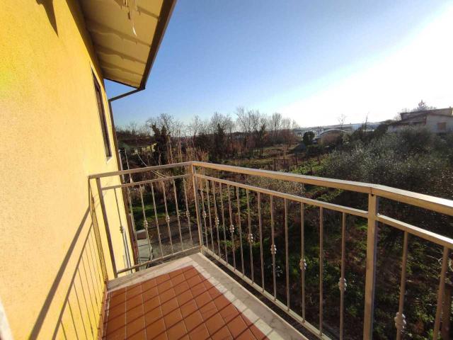 Terraced house, Luni - Photo 1