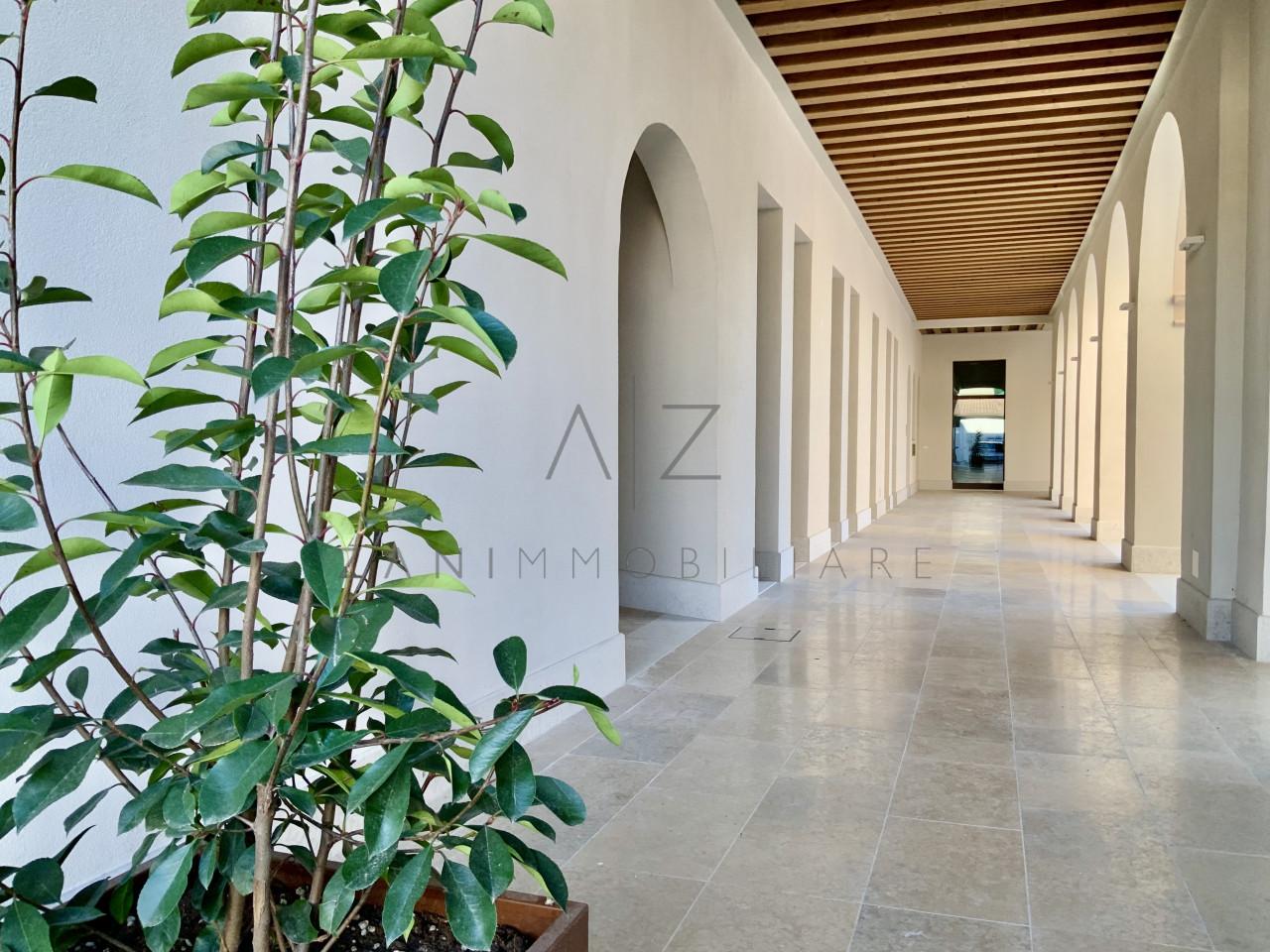 Negozio in Via Cazzaro, Castelfranco Veneto, {3} - Foto 1