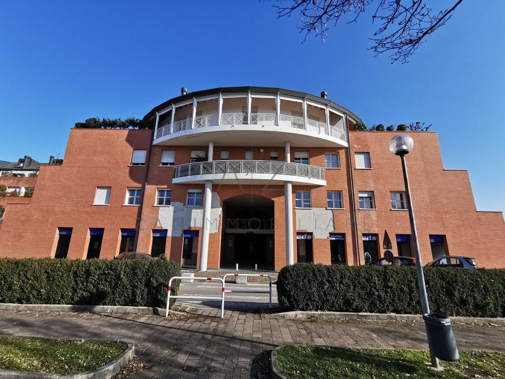Negozio in Piazza Europa Unita, Castelfranco Veneto, {3} - Foto 2
