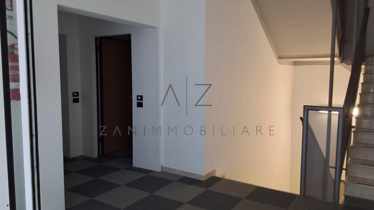 Ufficio in Via del Lavoro, Vedelago, {3} - Foto 2