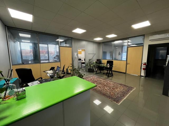 Büro in Via delle Querce, Castelfranco Veneto - Foto 1