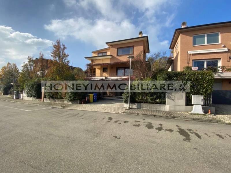 Villa in vendita a Salsomaggiore Terme