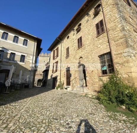 Negozio in Frazione Vigoleno 2, Vernasca, {3} - Foto 2