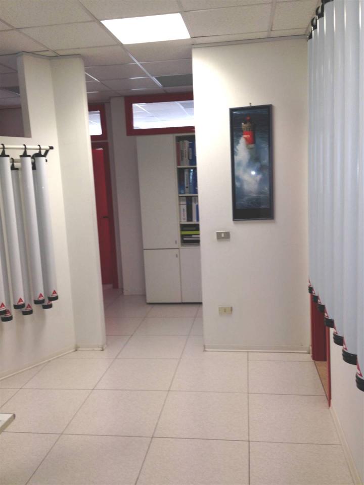 Ufficio in , Parma, {3} - Foto 1