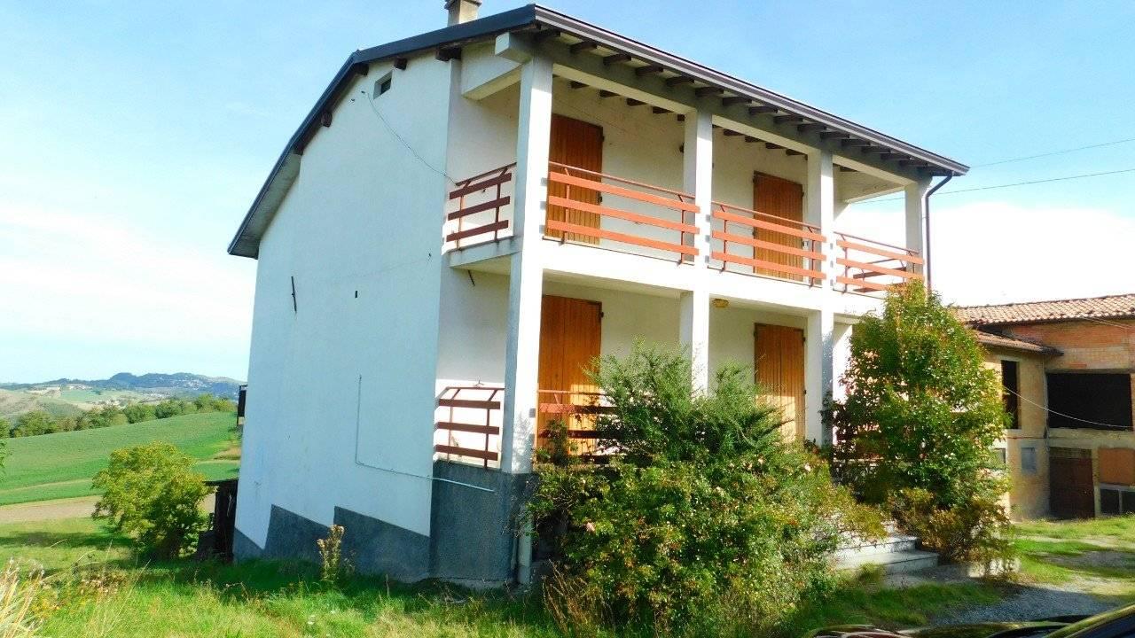 Villa in vendita a Neviano Degli Arduini
