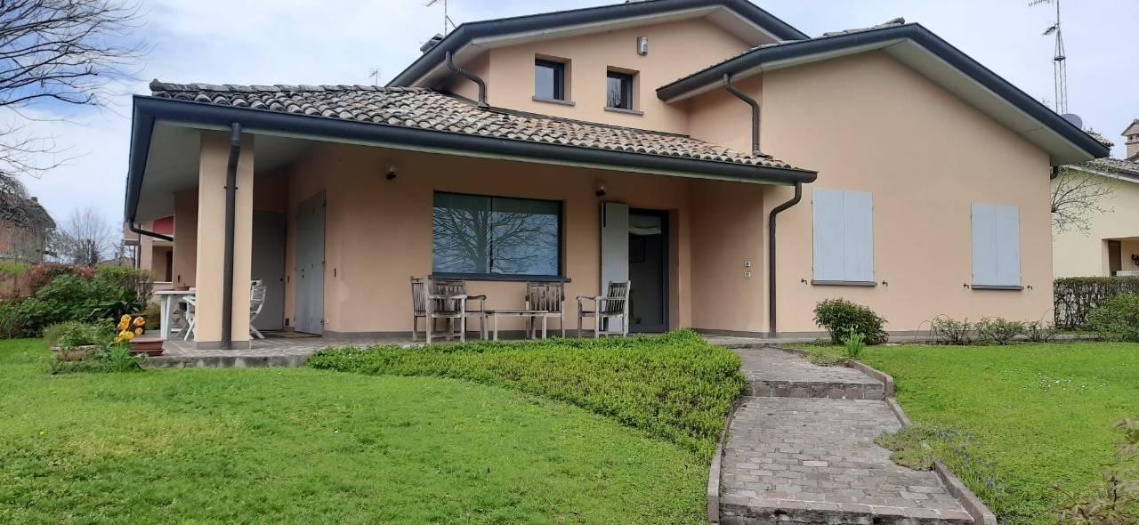 Villa in affitto a Parma