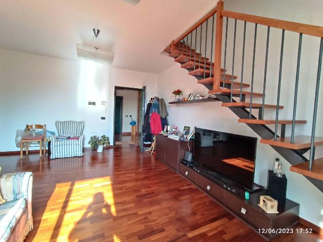 Penthouse in {3}, Strada Pilastrello - Photo 1