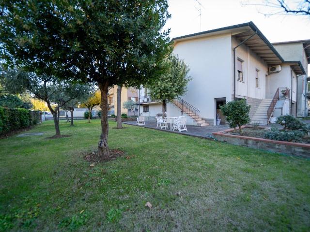 Casa indipendente in Corso Camillo Benso di Cavour 76, Cesena - Foto 1