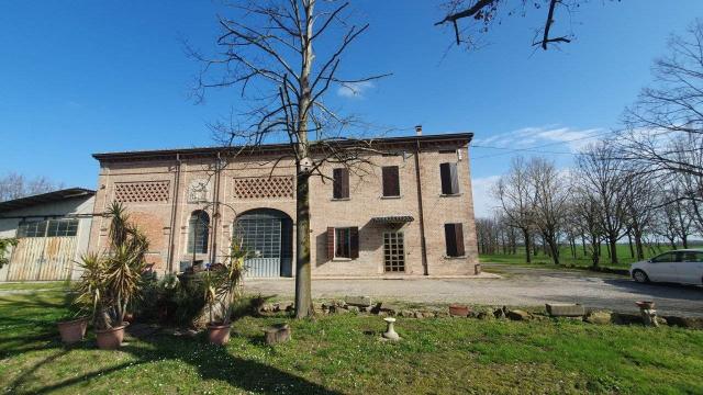 Mansion in Strada Provinciale, San Possidonio - Photo 1